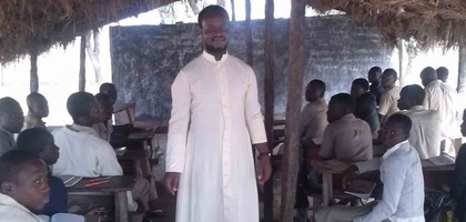 Ivoriaanse theoloog vraagt profetisch optreden van Kerk